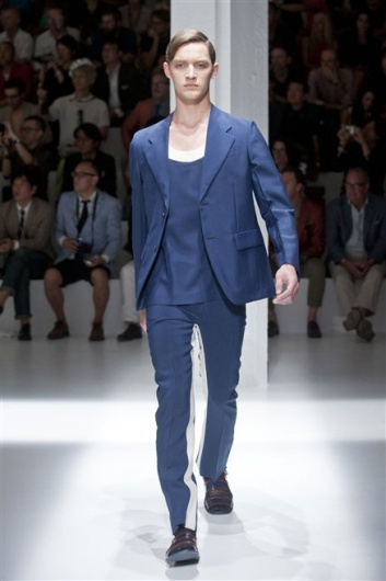 Fotoservizio/SS 2013/MEN/PRADA/D1/1