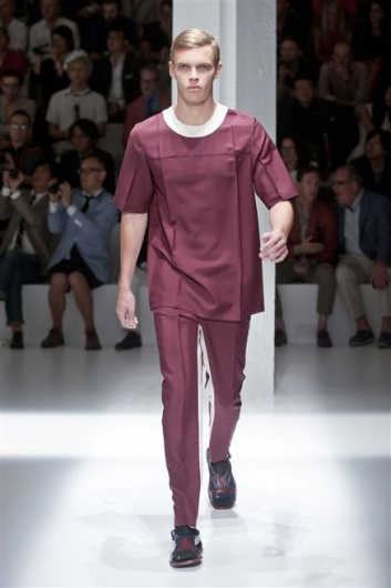Fotoservizio/SS 2013/MEN/PRADA/D1/3