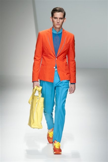 Fotoservizio/SS 2013/MEN/SALVATORE FERRAGAMO/D1/6