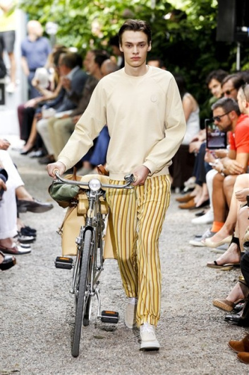 Fotoservizio/SS 2013/MEN/TRUSSARDI/D1/22