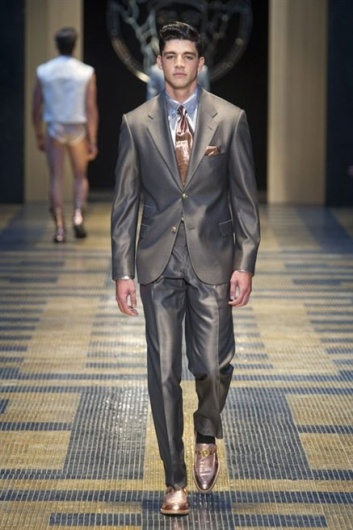 Fotoservizio/SS 2013/MEN/VERSACE/D1/7