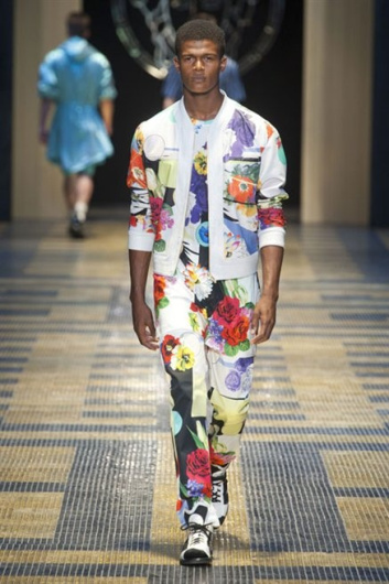 Fotoservizio/SS 2013/MEN/VERSACE/D1/20