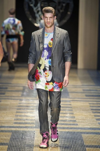 Fotoservizio/SS 2013/MEN/VERSACE/D1/24