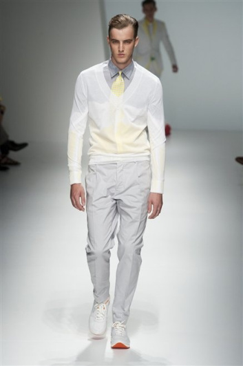 Fotoservizio/SS 2013/MEN/SALVATORE FERRAGAMO/D1/37