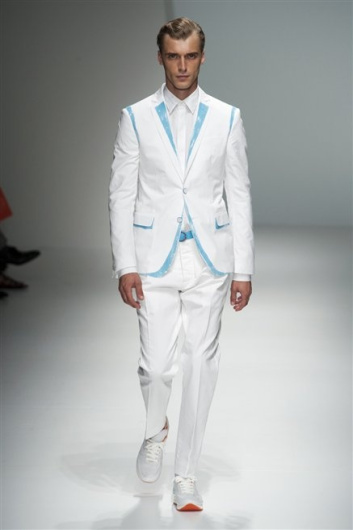 Fotoservizio/SS 2013/MEN/SALVATORE FERRAGAMO/D1/41