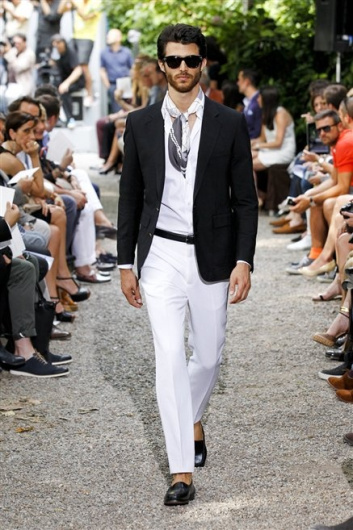 Fotoservizio/SS 2013/MEN/TRUSSARDI/D1/12