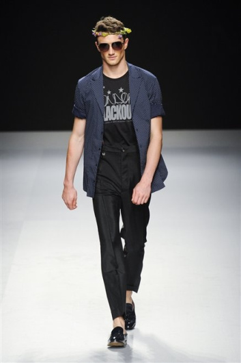 Fotoservizio/SS 2013/MEN/VIVIENNE WESTWOOD/D1/18