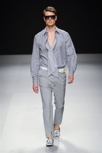 Fotoservizio/SS 2013/MEN/VIVIENNE WESTWOOD/D1/24
