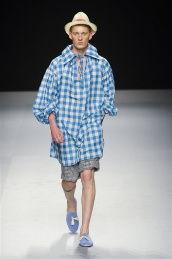 Fotoservizio/SS 2013/MEN/VIVIENNE WESTWOOD/D1/25