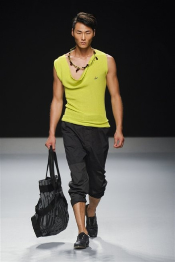 Fotoservizio/SS 2013/MEN/VIVIENNE WESTWOOD/D1/35