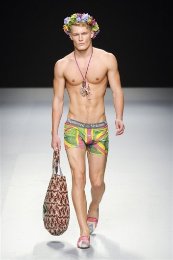 Fotoservizio/SS 2013/MEN/VIVIENNE WESTWOOD/D1/38