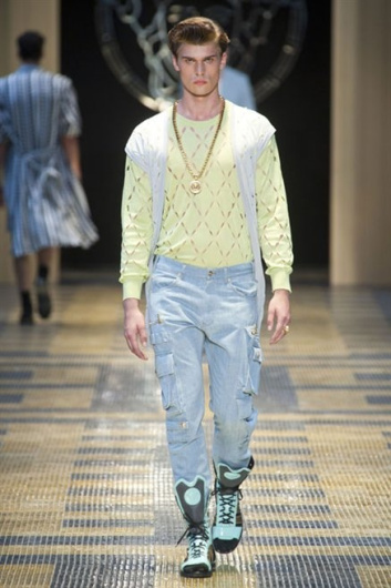 Fotoservizio/SS 2013/MEN/VERSACE/D1/30
