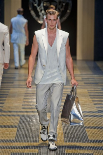 Fotoservizio/SS 2013/MEN/VERSACE/D1/34