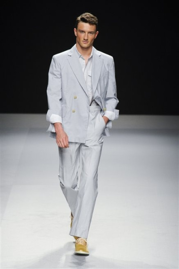 Fotoservizio/SS 2013/MEN/VIVIENNE WESTWOOD/D1/2