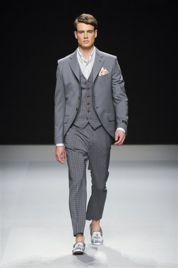 Fotoservizio/SS 2013/MEN/VIVIENNE WESTWOOD/D1/5