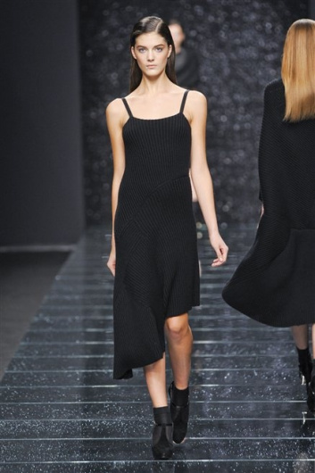 Fotoservizio/FW 2012-2013/WOMEN/ANTEPRIMA/D1/2