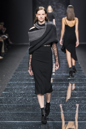 Fotoservizio/FW 2012-2013/WOMEN/ANTEPRIMA/D1/3