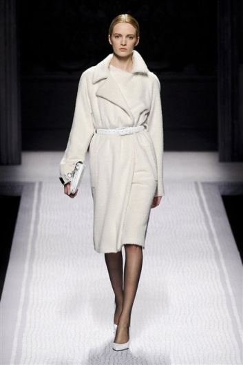 Fotoservizio/FW 2012-2013/WOMEN/ALBERTA FERRETTI/D1/7