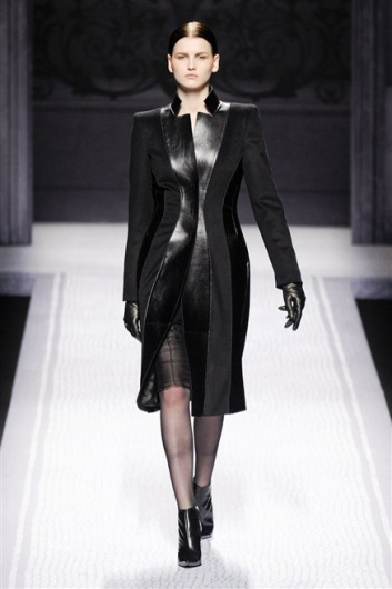 Fotoservizio/FW 2012-2013/WOMEN/ALBERTA FERRETTI/D1/12