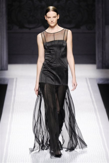 Fotoservizio/FW 2012-2013/WOMEN/ALBERTA FERRETTI/D1/15