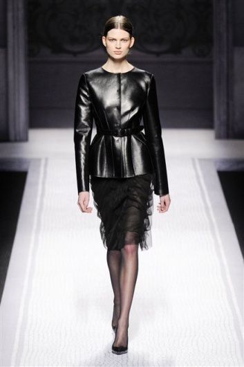 Fotoservizio/FW 2012-2013/WOMEN/ALBERTA FERRETTI/D1/18