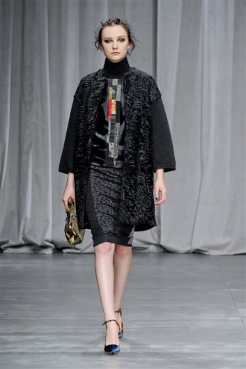 Fotoservizio/FW 2012-2013/WOMEN/ANTONIO MARRAS/D1/35