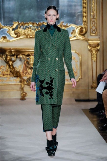 Fotoservizio/FW 2012-2013/WOMEN/AQUILANO.RIMONDI/D1/23