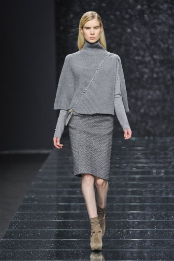 Fotoservizio/FW 2012-2013/WOMEN/ANTEPRIMA/D1/24