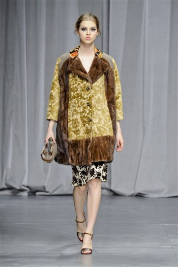Fotoservizio/FW 2012-2013/WOMEN/ANTONIO MARRAS/D1/2