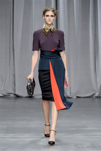Fotoservizio/FW 2012-2013/WOMEN/ANTONIO MARRAS/D1/7