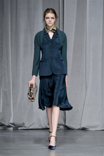 Fotoservizio/FW 2012-2013/WOMEN/ANTONIO MARRAS/D1/8