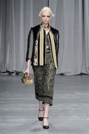 Fotoservizio/FW 2012-2013/WOMEN/ANTONIO MARRAS/D1/15