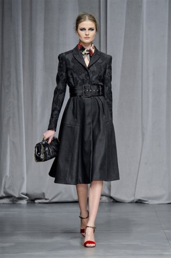 Fotoservizio/FW 2012-2013/WOMEN/ANTONIO MARRAS/D1/17