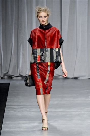 Fotoservizio/FW 2012-2013/WOMEN/ANTONIO MARRAS/D1/21