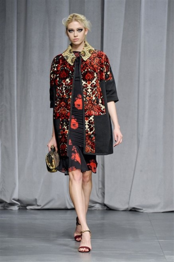 Fotoservizio/FW 2012-2013/WOMEN/ANTONIO MARRAS/D1/24