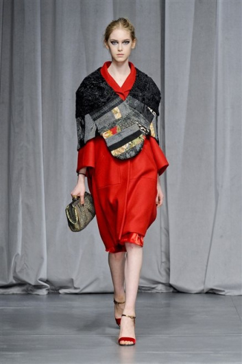 Fotoservizio/FW 2012-2013/WOMEN/ANTONIO MARRAS/D1/25