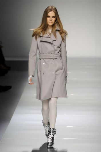 Fotoservizio/FW 2012-2013/WOMEN/BLUMARINE/D1/12