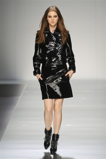 Fotoservizio/FW 2012-2013/WOMEN/BLUMARINE/D1/25