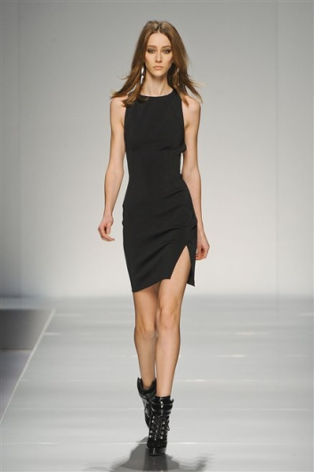 Fotoservizio/FW 2012-2013/WOMEN/BLUMARINE/D1/26