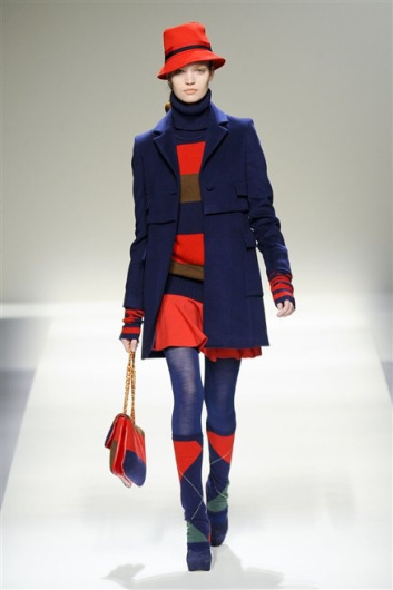 Fotoservizio/FW 2012-2013/WOMEN/BLUGIRL/D1/4