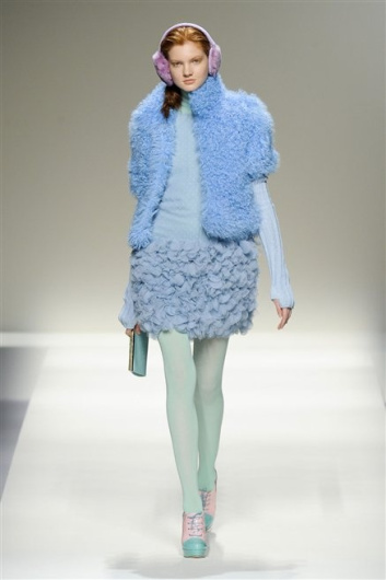Fotoservizio/FW 2012-2013/WOMEN/BLUGIRL/D1/12