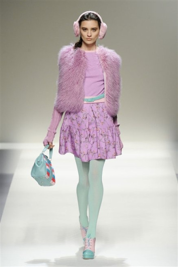 Fotoservizio/FW 2012-2013/WOMEN/BLUGIRL/D1/16