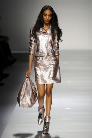 Fotoservizio/FW 2012-2013/WOMEN/BLUMARINE/D1/30