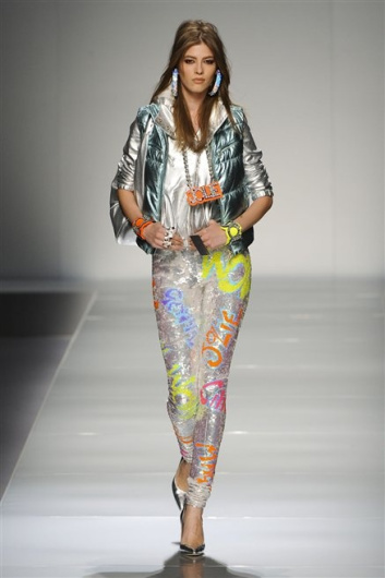 Fotoservizio/FW 2012-2013/WOMEN/BLUMARINE/D1/40