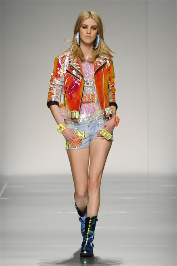 Fotoservizio/FW 2012-2013/WOMEN/BLUMARINE/D1/44