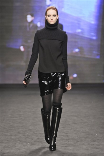 Fotoservizio/FW 2012-2013/WOMEN/C'N'C COSTUME NATIONAL/D1/1