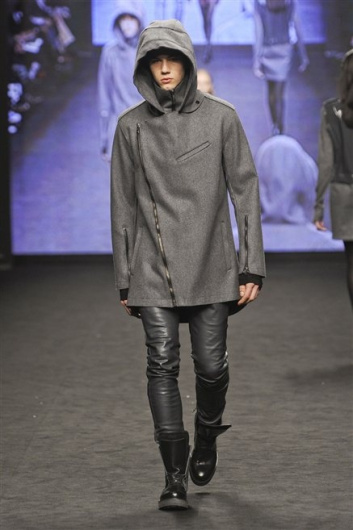 Fotoservizio/FW 2012-2013/WOMEN/C'N'C COSTUME NATIONAL/D1/10