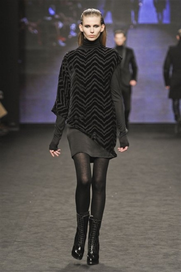 Fotoservizio/FW 2012-2013/WOMEN/C'N'C COSTUME NATIONAL/D1/17