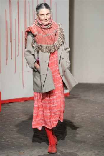 Fotoservizio/FW 2012-2013/WOMEN/DANIELA GREGIS/D1/35