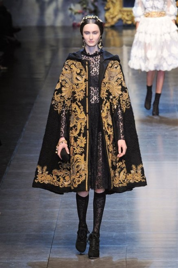 Fotoservizio/FW 2012-2013/WOMEN/DOLCE & GABBANA/D1/6